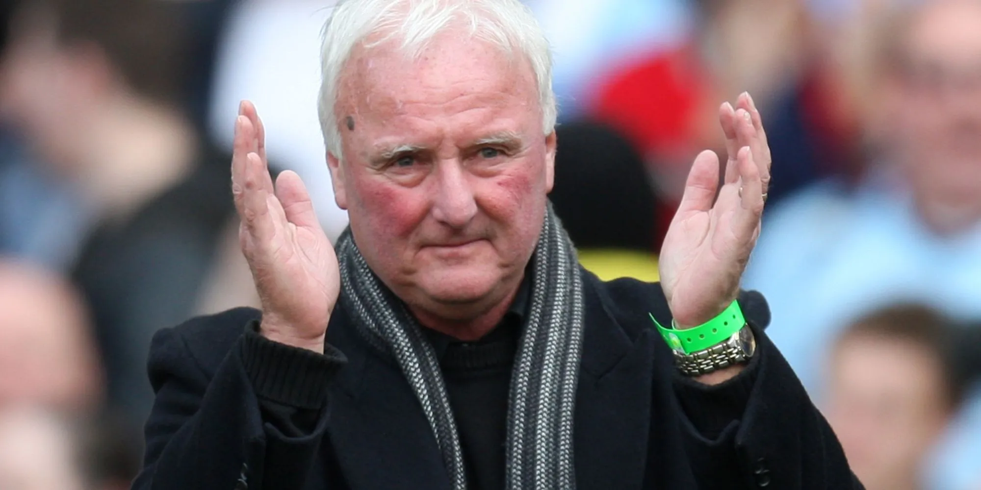 Glyn Pardoe của Man City trong một trận đấu