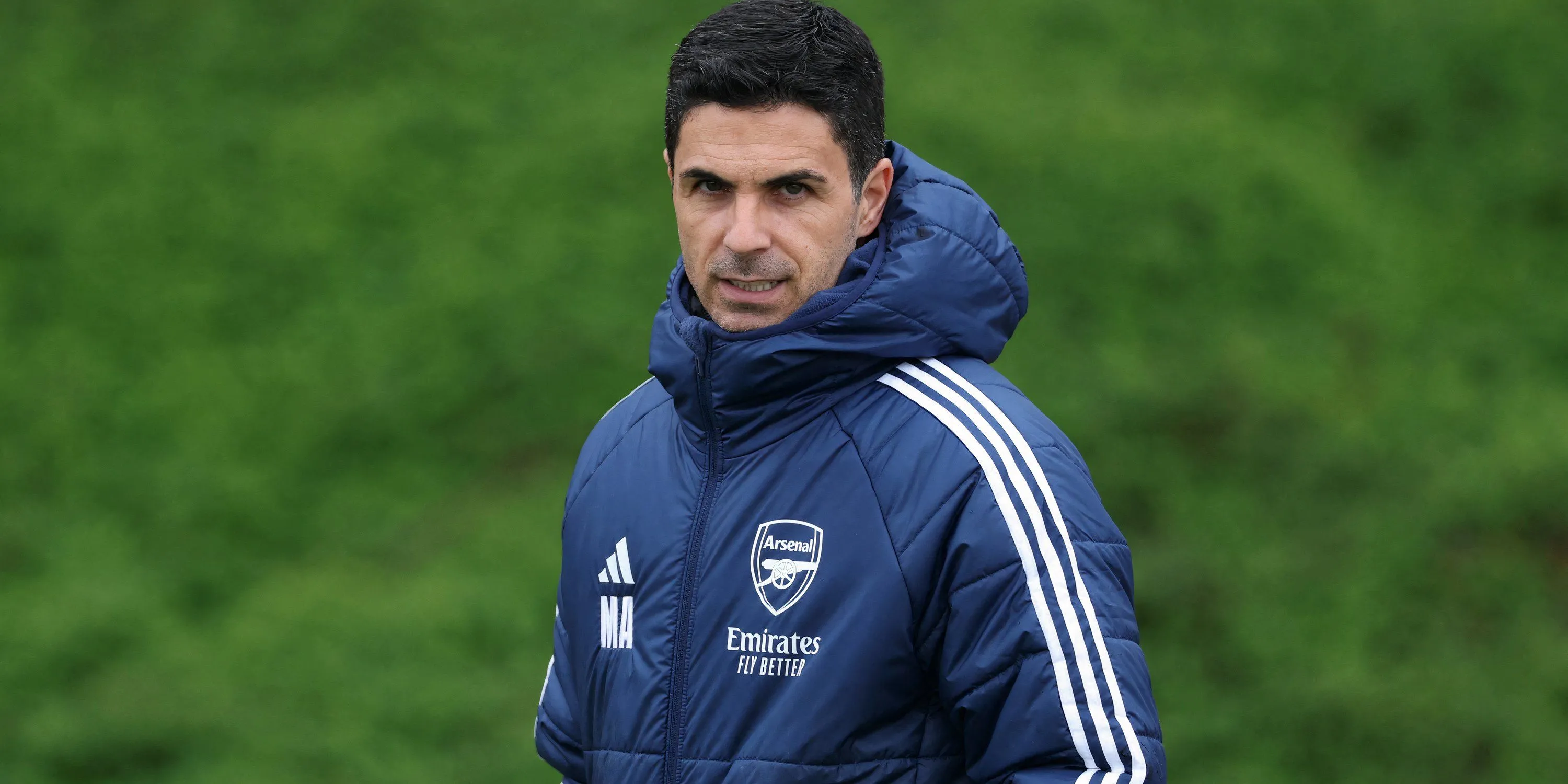 Huấn luyện viên Mikel Arteta của Arsenal đang đẩy mạnh hoạt động trên thị trường chuyển nhượng.