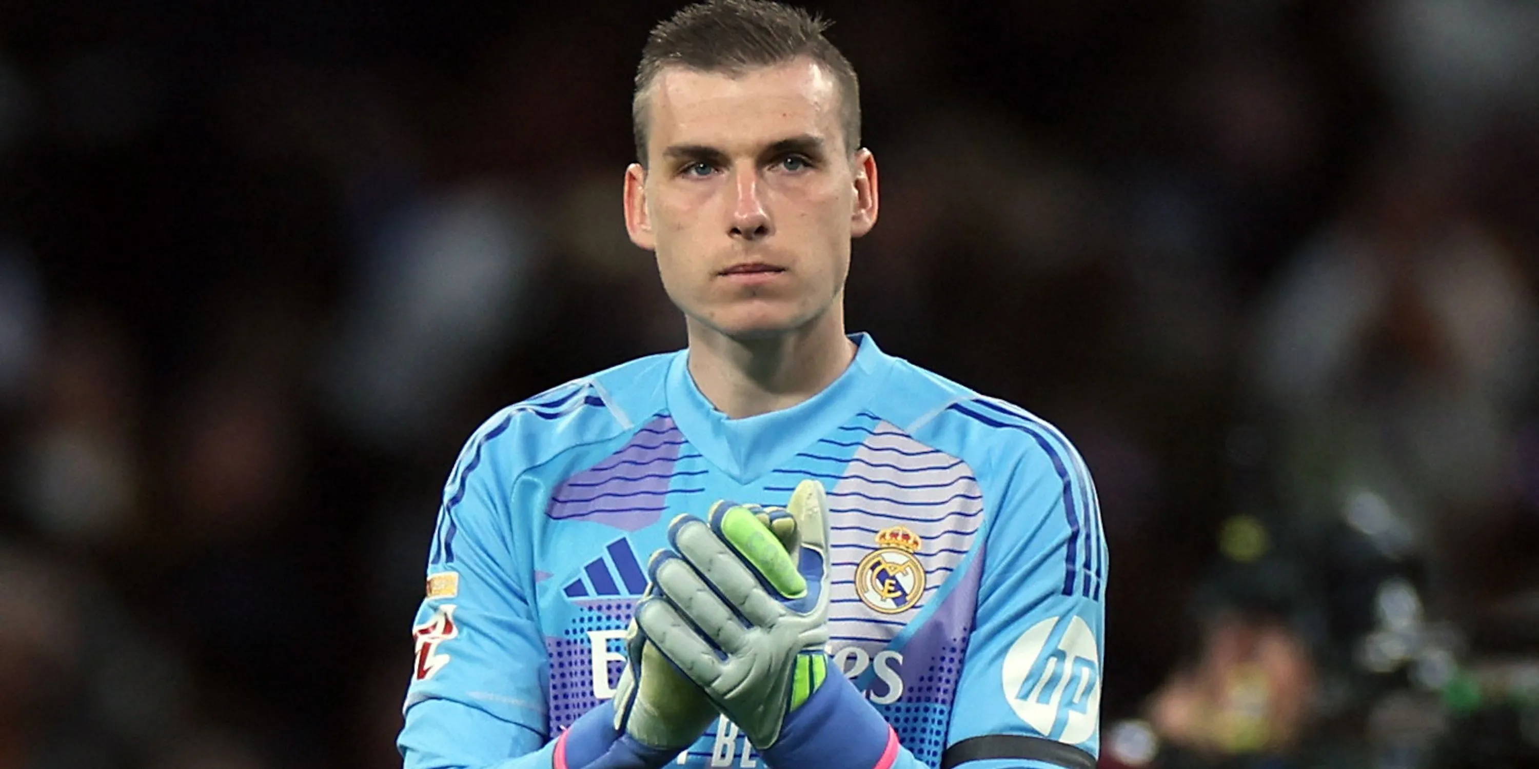 Thủ môn Andriy Lunin trong màu áo Real Madrid