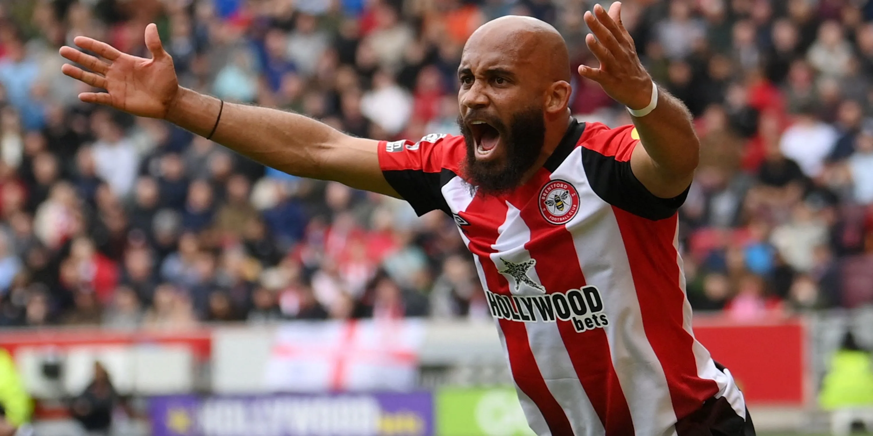 Cầu thủ Bryan Mbeumo của Brentford bày tỏ cảm xúc