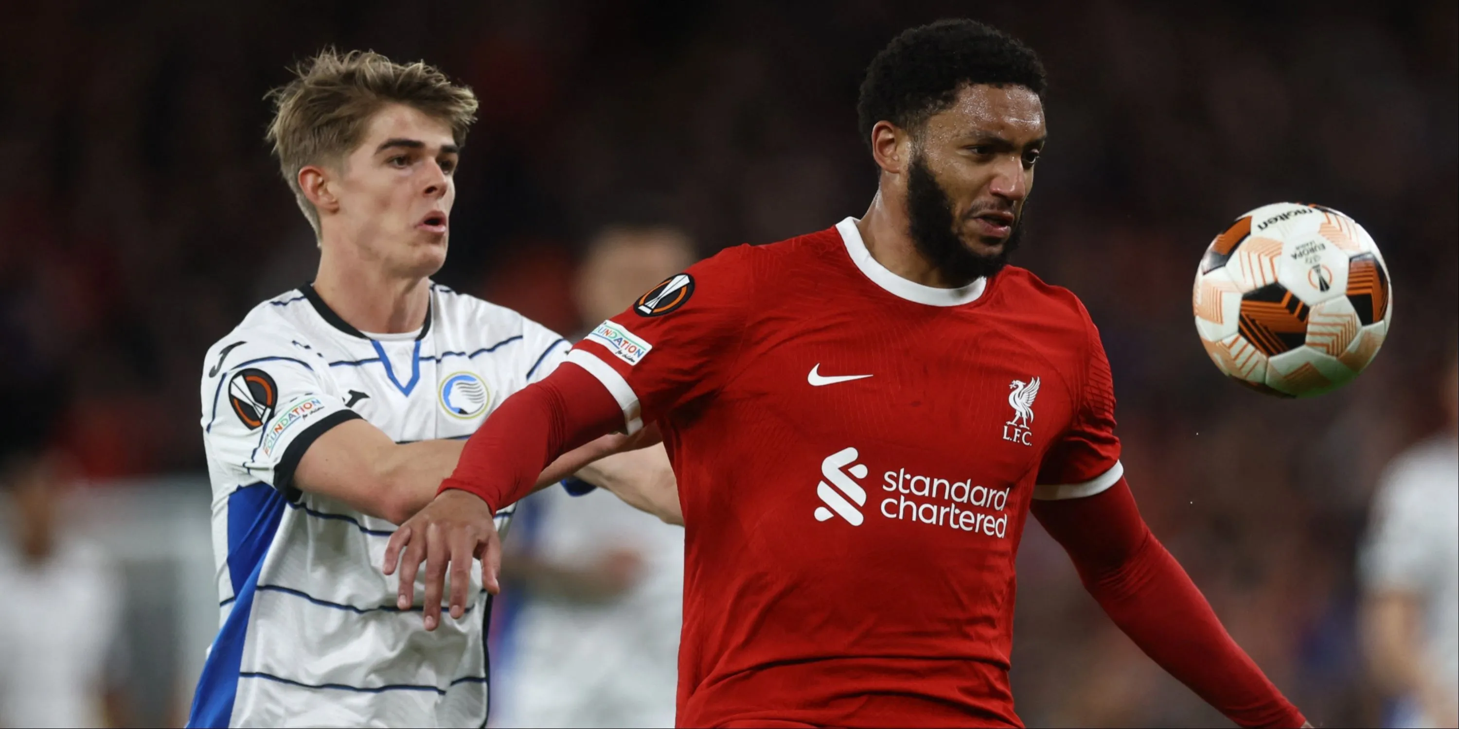 Joe Gomez của Liverpool thi đấu đa năng ở nhiều vị trí