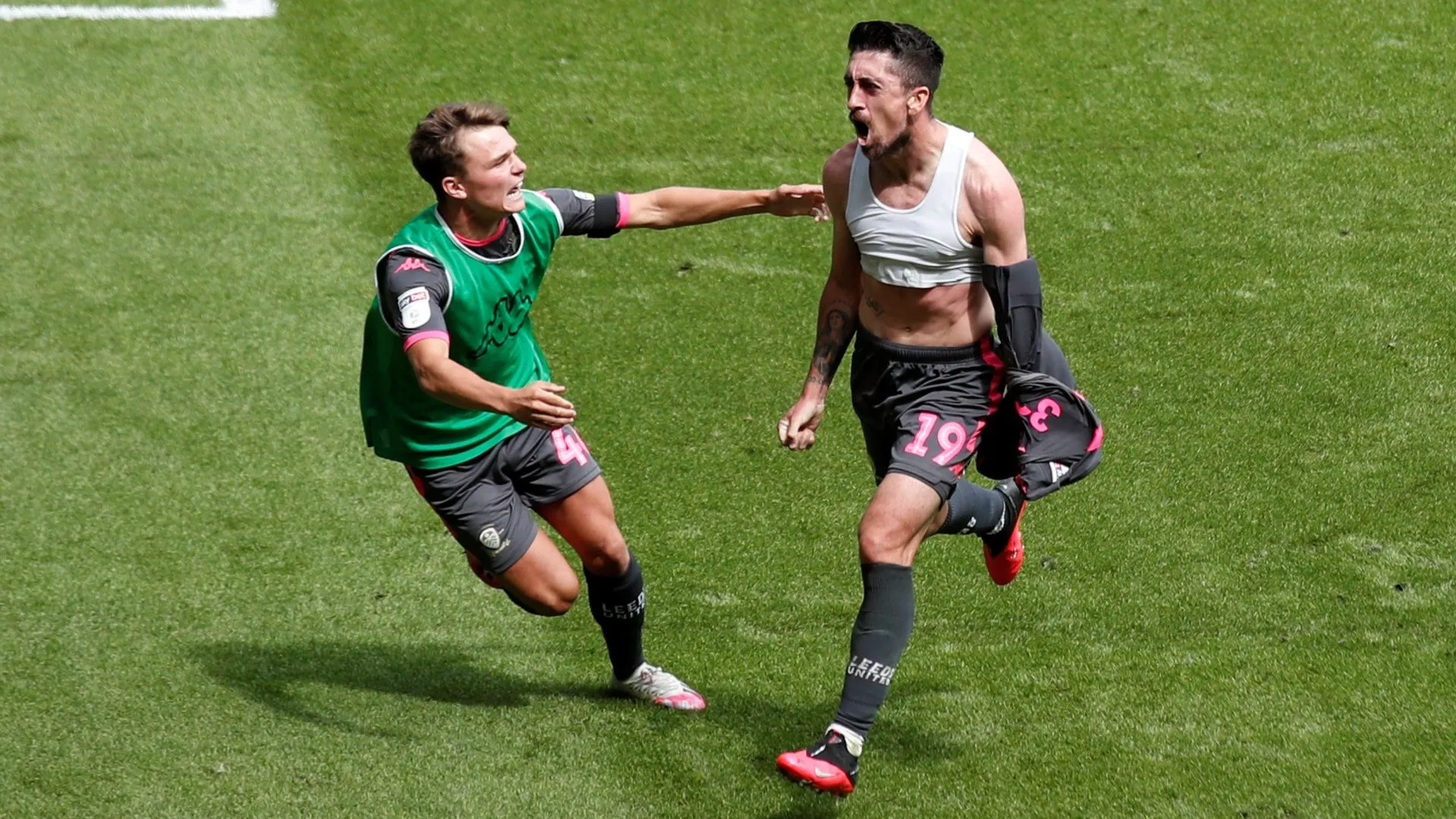 Pablo Hernandez, nhạc trưởng tài hoa của Leeds United