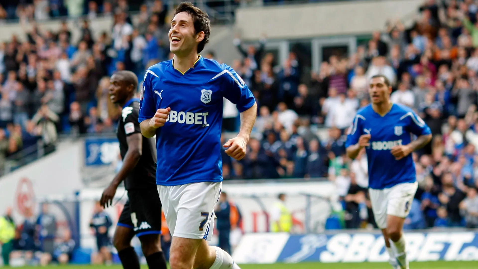Peter Whittingham, huyền thoại tiền vệ của Cardiff City