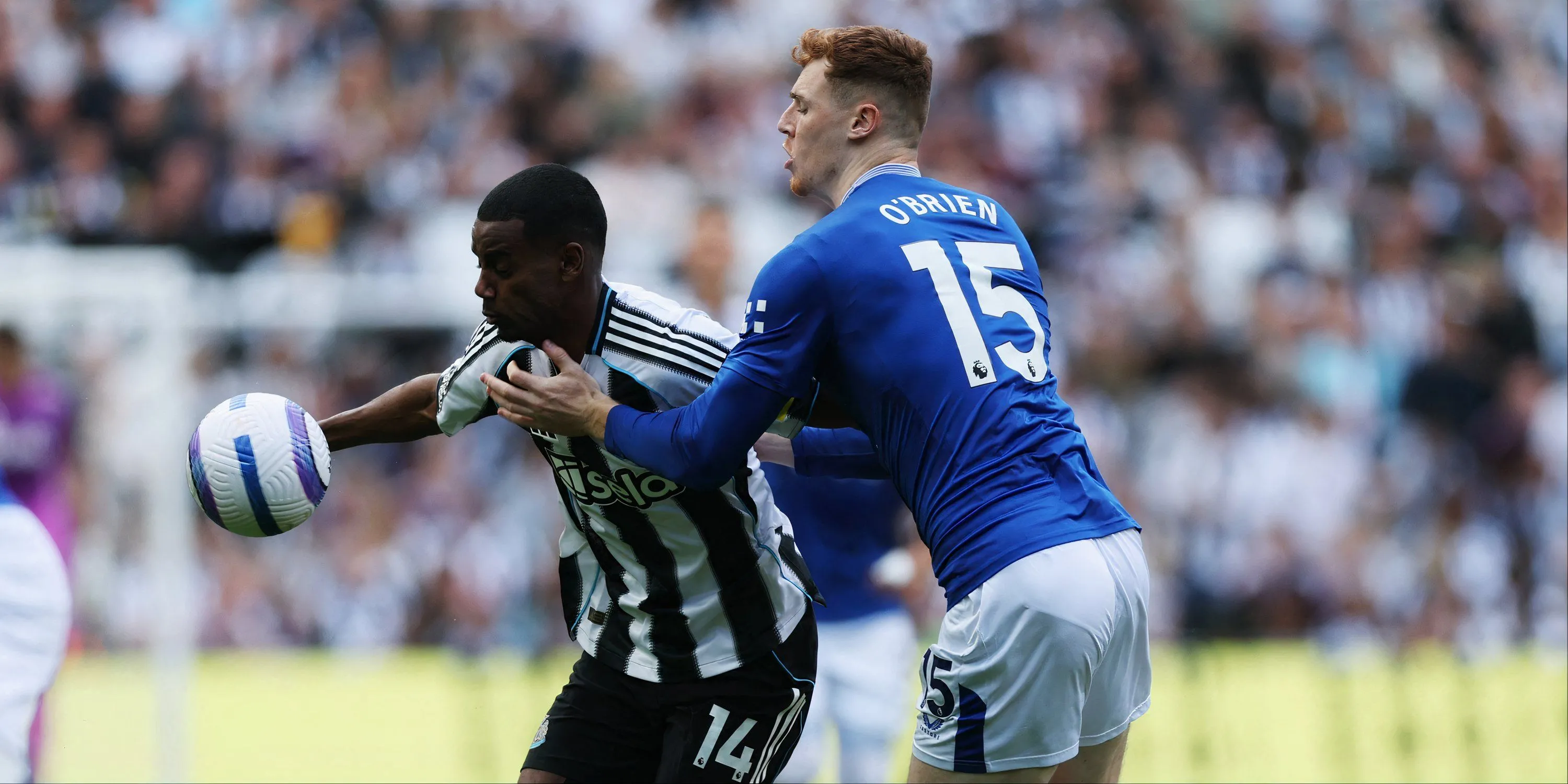 Jake O’Brien, trung vệ trẻ của Everton tại Premier League