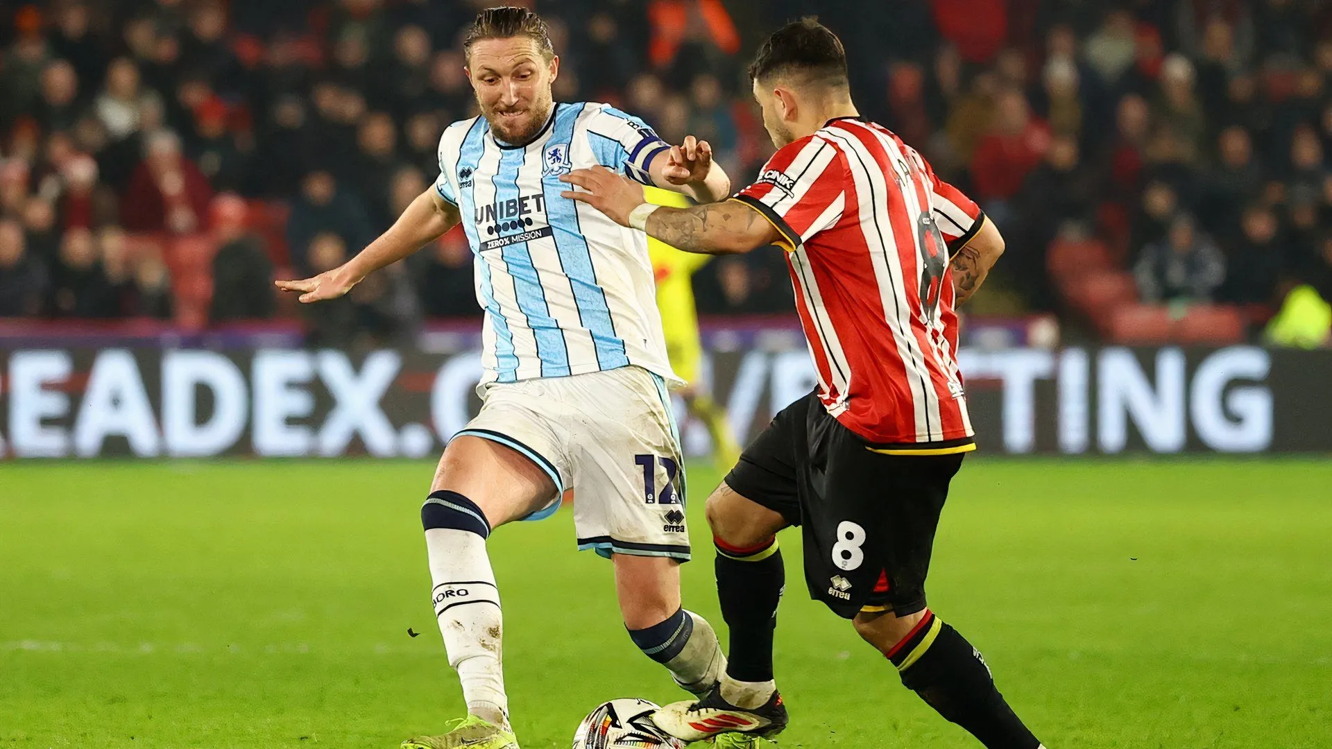 Luke Ayling trong màu áo Middlesbrough đang thi đấu